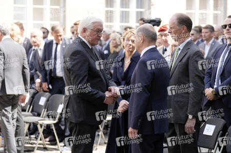 Gedenkveranstaltung zum 80. Jahrestag des Aufstands gegen Nationalsozialistische Gewaltherrschaft in Berlin