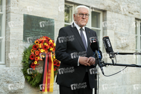 Gedenkveranstaltung zum 80. Jahrestag des Aufstands gegen Nationalsozialistische Gewaltherrschaft in Berlin