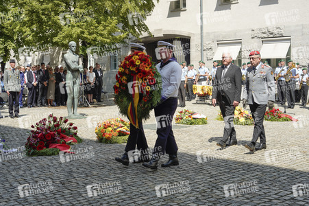 Gedenkveranstaltung zum 80. Jahrestag des Aufstands gegen Nationalsozialistische Gewaltherrschaft in Berlin