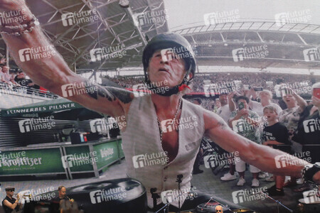 Konzert von Peter Maffay mit Band und Gästen in Leipzig