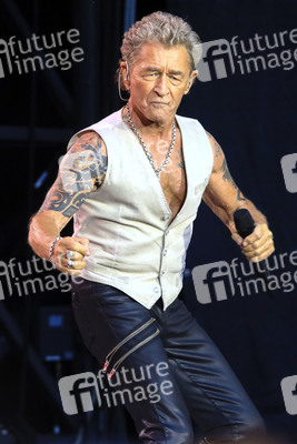 Konzert von Peter Maffay mit Band und Gästen in Leipzig