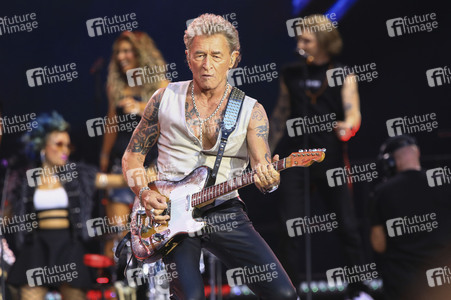 Konzert von Peter Maffay mit Band und Gästen in Leipzig