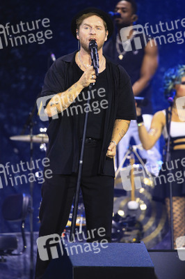 Konzert von Peter Maffay mit Band und Gästen in Leipzig