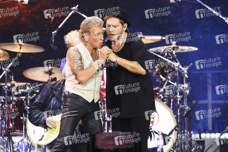 Konzert von Peter Maffay mit Band und Gästen in Leipzig