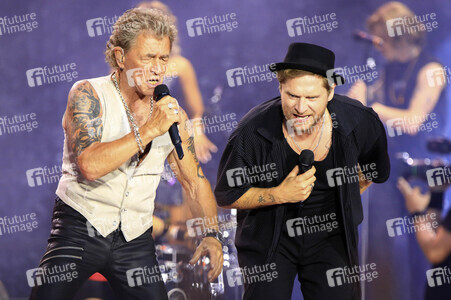 Konzert von Peter Maffay mit Band und Gästen in Leipzig