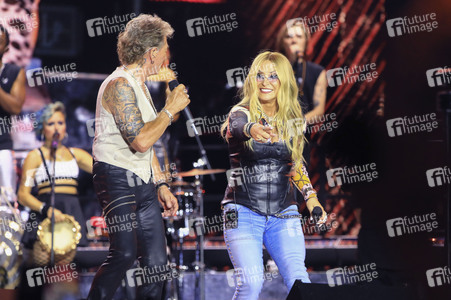 Konzert von Peter Maffay mit Band und Gästen in Leipzig