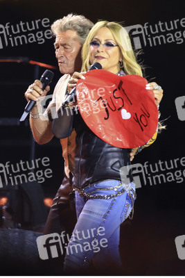 Konzert von Peter Maffay mit Band und Gästen in Leipzig