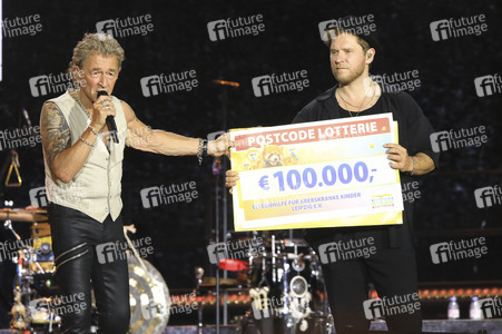 Konzert von Peter Maffay mit Band und Gästen in Leipzig