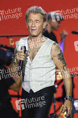 Konzert von Peter Maffay mit Band und Gästen in Leipzig