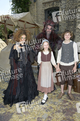 Fototermin 'Das Märchen von der silbernen Brücke' in Berlin