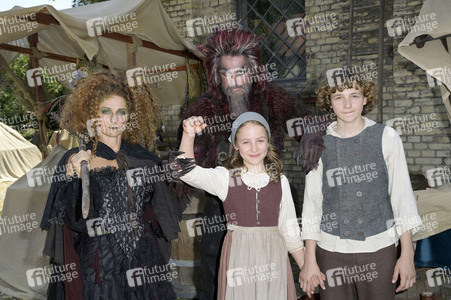 Fototermin 'Das Märchen von der silbernen Brücke' in Berlin