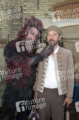 Fototermin 'Das Märchen von der silbernen Brücke' in Berlin