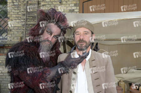 Fototermin 'Das Märchen von der silbernen Brücke' in Berlin