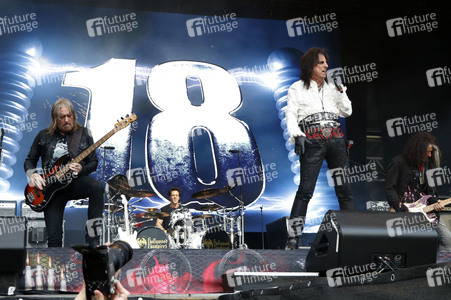 Konzert der Hollywood Vampires in Berlin