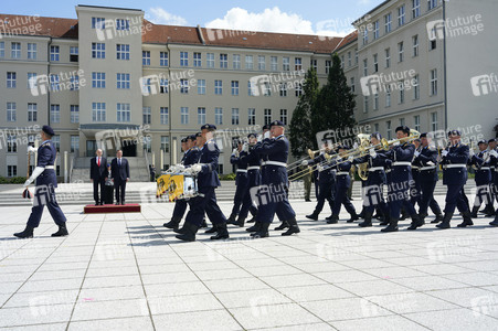 Empfang des Verteidigungsministers des Vereinigten Königreichs in Berlin