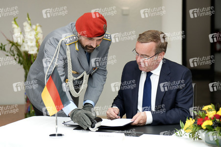 Empfang des Verteidigungsministers des Vereinigten Königreichs in Berlin