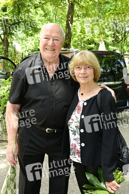 Urnenbeisetzung von Bernd Müller in Berlin