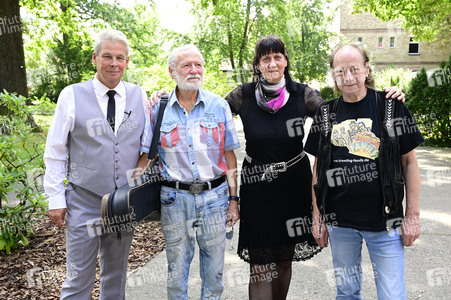 Urnenbeisetzung von Bernd Müller in Berlin