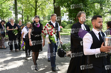 Urnenbeisetzung von Bernd Müller in Berlin