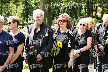Urnenbeisetzung von Bernd Müller in Berlin