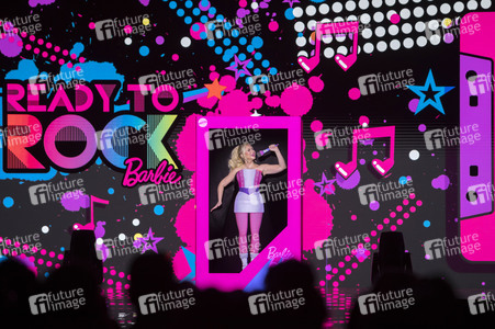 Her Universe Fashion Show, San Diego Comic-Con International 2024