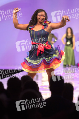 Her Universe Fashion Show, San Diego Comic-Con International 2024