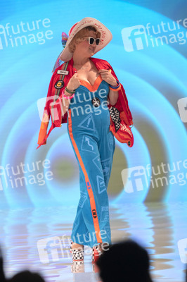 Her Universe Fashion Show, San Diego Comic-Con International 2024