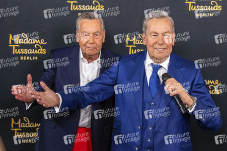 Enthüllung der Wachsfigur von Roland Kaiser in Dresden