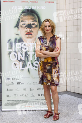 Filmpremiere 'Lipstick on the Glass' in Leipzig
