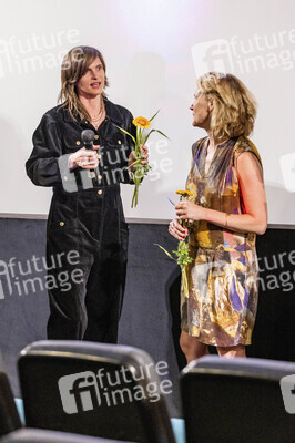 Filmpremiere 'Lipstick on the Glass' in Leipzig