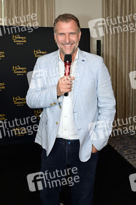 Enthüllung der Wachsfigur von Roland Kaiser in Dresden