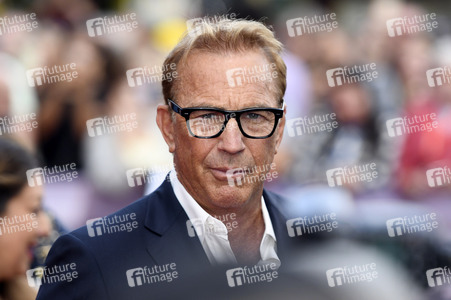 Filmpremiere 'Horizon' in Berlin