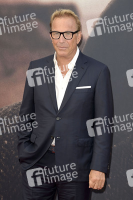 Filmpremiere 'Horizon' in Berlin