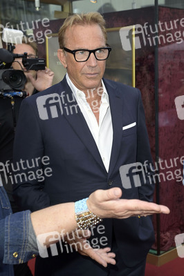 Filmpremiere 'Horizon' in Berlin