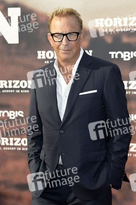 Filmpremiere 'Horizon' in Berlin