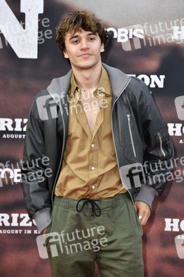 Filmpremiere 'Horizon' in Berlin