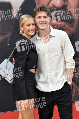 Filmpremiere 'Horizon' in Berlin