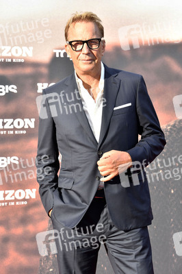 Filmpremiere 'Horizon' in Berlin