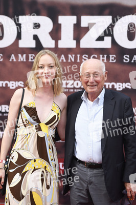 Filmpremiere 'Horizon' in Berlin