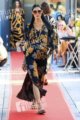 Fashion Show von Viktoria Varga und Célia von Barchewitz in Leipzig