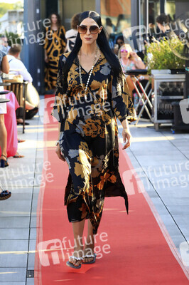 Fashion Show von Viktoria Varga und Célia von Barchewitz in Leipzig