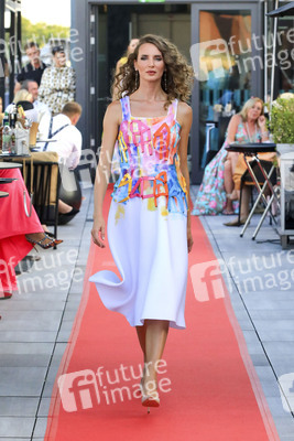 Fashion Show von Viktoria Varga und Célia von Barchewitz in Leipzig