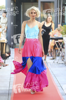 Fashion Show von Viktoria Varga und Célia von Barchewitz in Leipzig