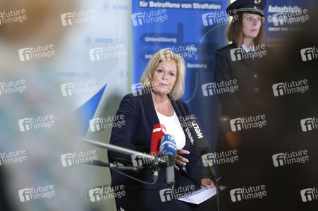 Eröffnung der ersten Anlaufstelle der Bundespolizei zum Schutz von Frauen vor Gewalt in Berlin