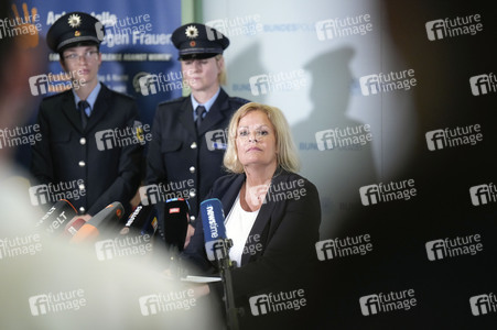 Eröffnung der ersten Anlaufstelle der Bundespolizei zum Schutz von Frauen vor Gewalt in Berlin