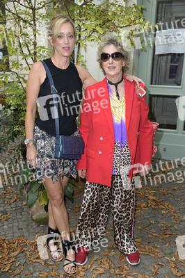 Theaterpremiere 'Die Tanzstunde' in Berlin