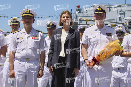Ankunft von Schiffen der Deutschen Marine in Tokio