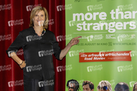 Filmpremiere 'More Than Strangers' in Halle
