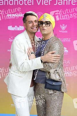 Landpartie Sommerfest mit Julian F.M. Stoeckel in Buckow