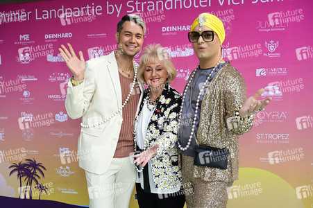 Landpartie Sommerfest mit Julian F.M. Stoeckel in Buckow